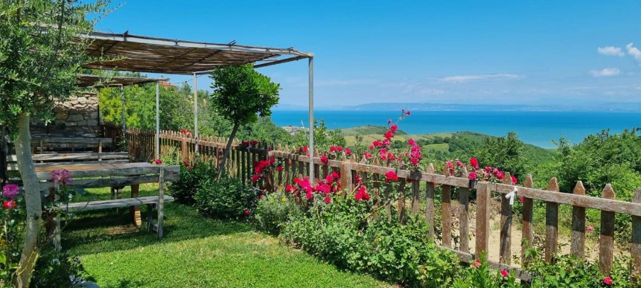 Hotel Restorant Olti Shetaj Exterior photo